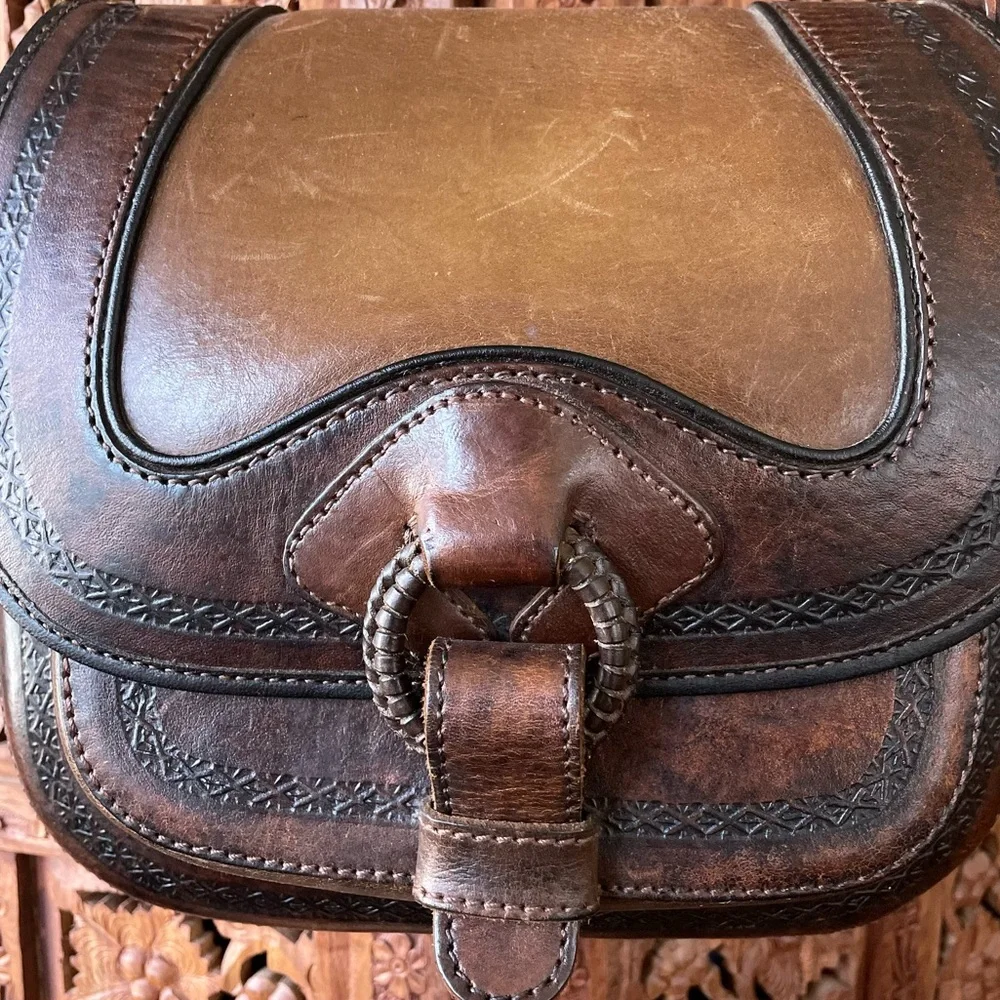 Vintage Leather Western Tooled Crossbody Saddle Bag - Picture 5 of 9